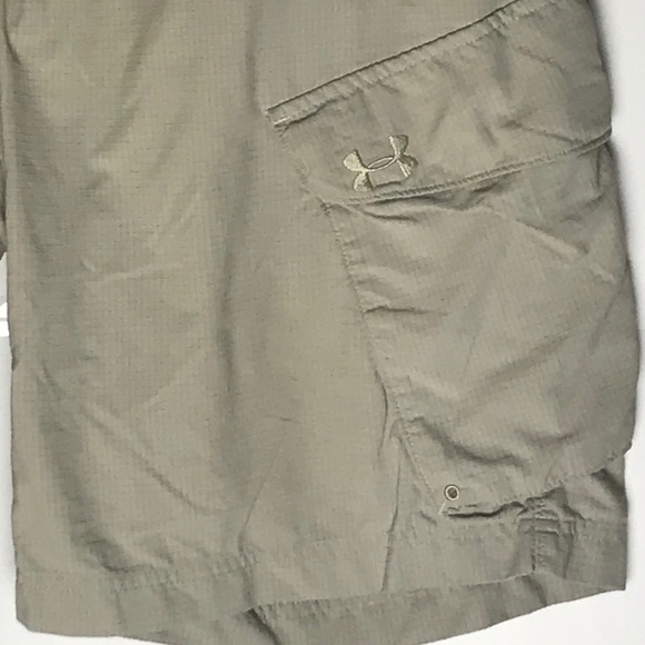 Under Armour Tan Nylon Cargo Short Size 34 - Picture 3 of 6